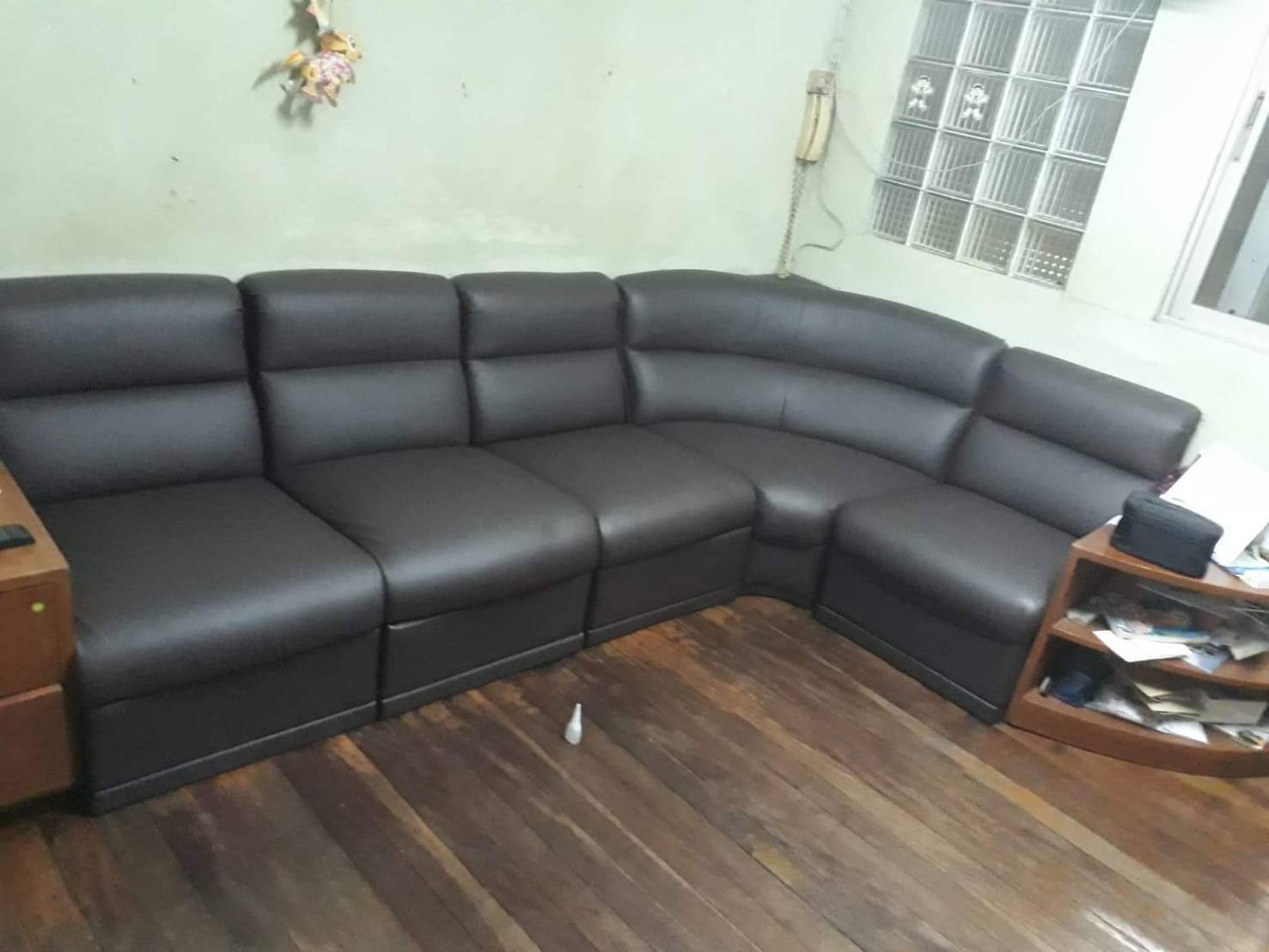 18 - https://อภิชาติเฟอร์นิเจอร์.com | อภิชาติเฟอร์นิเจอร์ บริการซ่อมโซฟาและหุ้มเบาะทุกชนิดครบวงจร โดยช่างฝีมือผู้ชำนาญ ใช้วัสดุคุณภาพ ราคากันเอง พร้อมรับประกันผลงาน และบริการรับ-ส่งฟรีถึงบ้านในกรุงเทพฯ และปริมณฑล