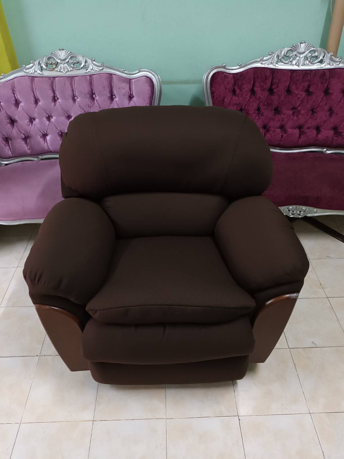 30 - https://อภิชาติเฟอร์นิเจอร์.com | อภิชาติเฟอร์นิเจอร์ บริการซ่อมโซฟาและหุ้มเบาะทุกชนิดครบวงจร โดยช่างฝีมือผู้ชำนาญ ใช้วัสดุคุณภาพ ราคากันเอง พร้อมรับประกันผลงาน และบริการรับ-ส่งฟรีถึงบ้านในกรุงเทพฯ และปริมณฑล